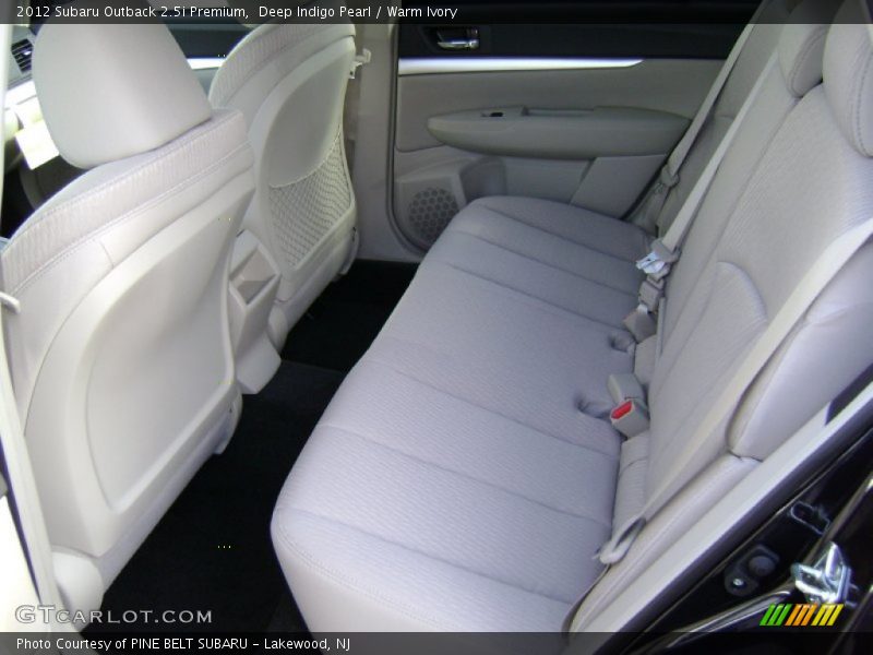 Deep Indigo Pearl / Warm Ivory 2012 Subaru Outback 2.5i Premium