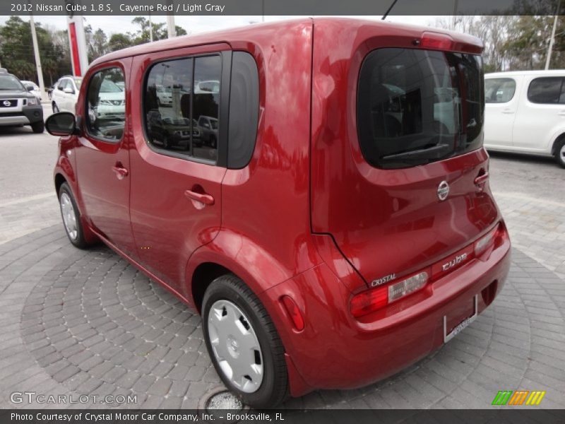 Cayenne Red / Light Gray 2012 Nissan Cube 1.8 S