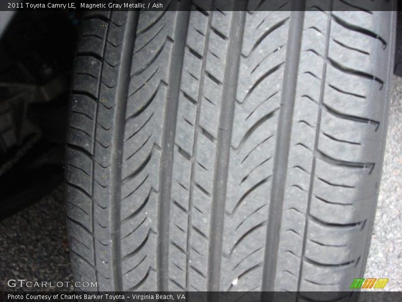 Magnetic Gray Metallic / Ash 2011 Toyota Camry LE