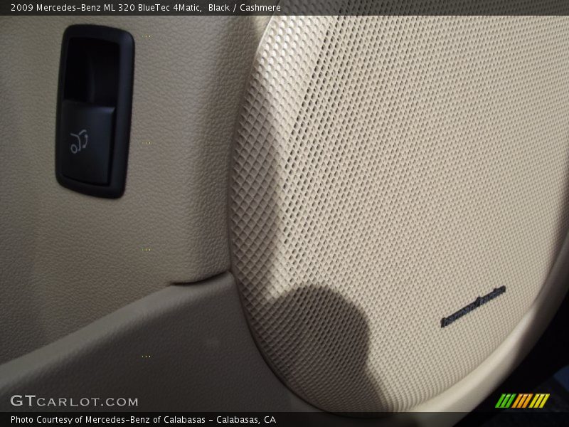 Black / Cashmere 2009 Mercedes-Benz ML 320 BlueTec 4Matic