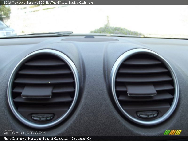 Black / Cashmere 2009 Mercedes-Benz ML 320 BlueTec 4Matic