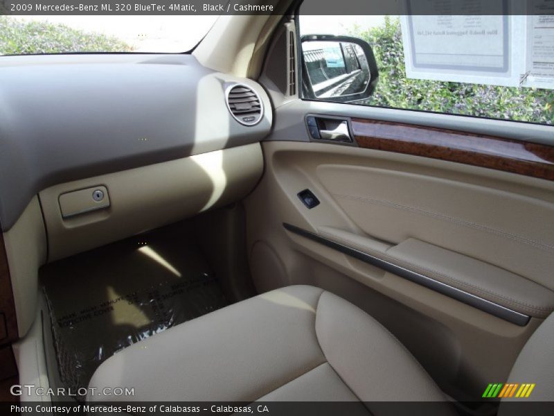 Black / Cashmere 2009 Mercedes-Benz ML 320 BlueTec 4Matic