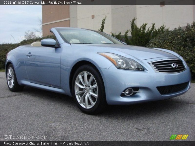 Front 3/4 View of 2011 G 37 Convertible