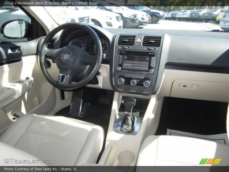 Black / Cornsilk Beige 2010 Volkswagen Jetta SE Sedan