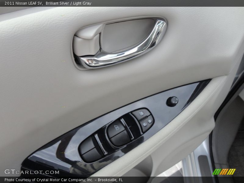 Brilliant Silver / Light Gray 2011 Nissan LEAF SV