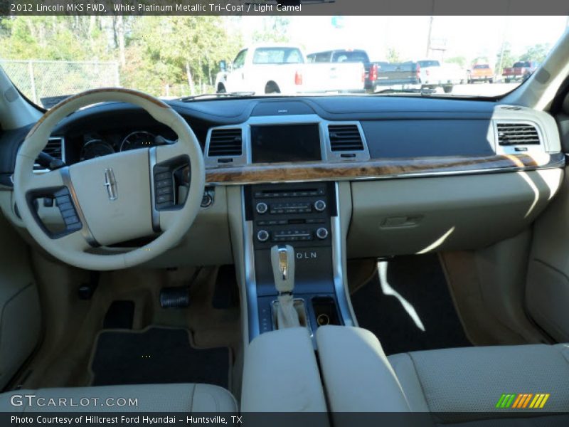 White Platinum Metallic Tri-Coat / Light Camel 2012 Lincoln MKS FWD