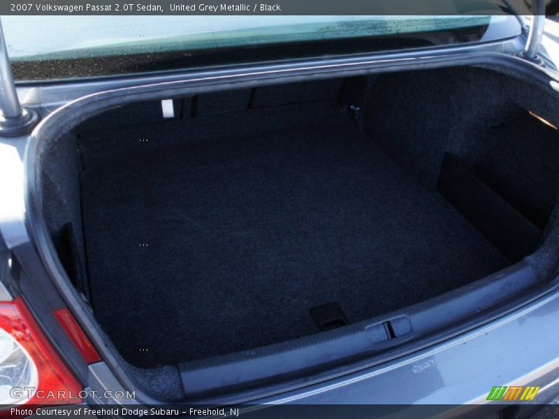 United Grey Metallic / Black 2007 Volkswagen Passat 2.0T Sedan