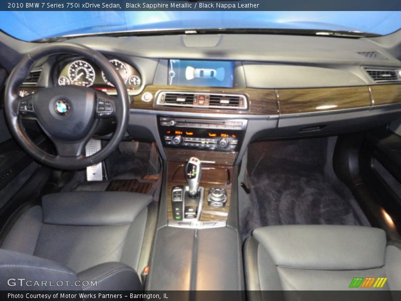 Dashboard of 2010 7 Series 750i xDrive Sedan