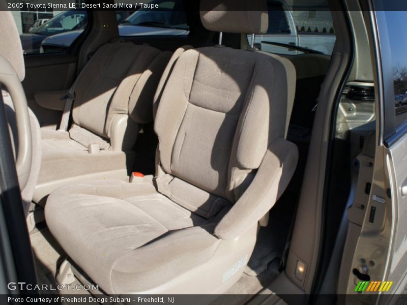 Desert Sand Mica / Taupe 2005 Toyota Sienna LE