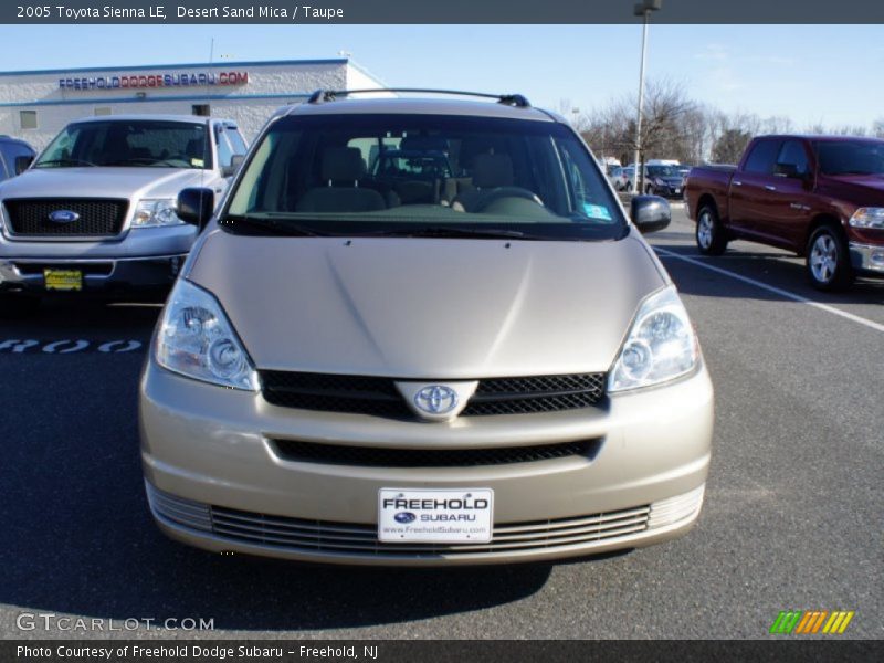 Desert Sand Mica / Taupe 2005 Toyota Sienna LE