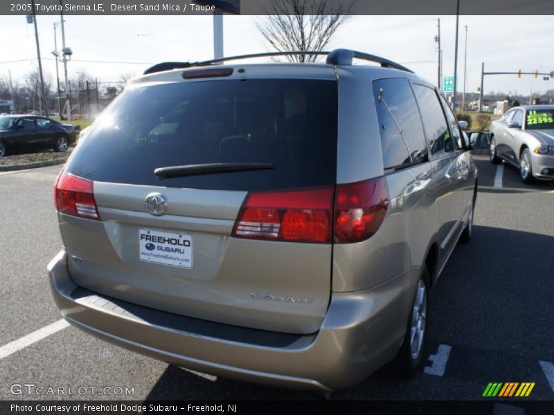 Desert Sand Mica / Taupe 2005 Toyota Sienna LE