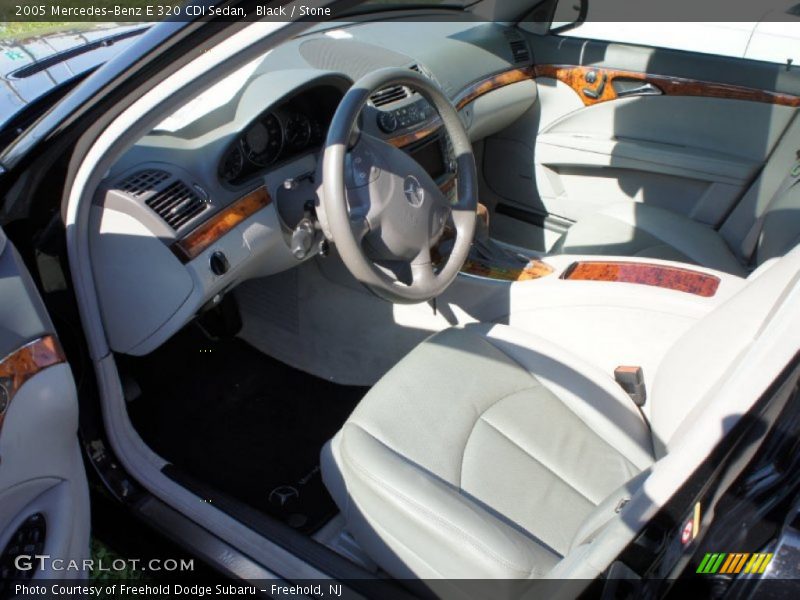Black / Stone 2005 Mercedes-Benz E 320 CDI Sedan