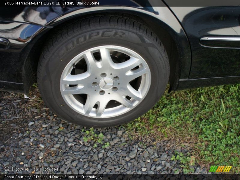 Black / Stone 2005 Mercedes-Benz E 320 CDI Sedan