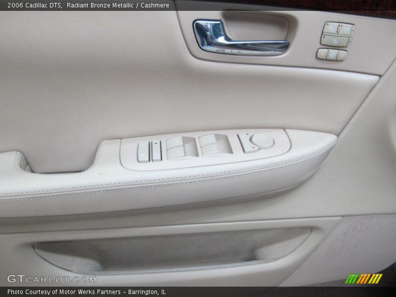 Radiant Bronze Metallic / Cashmere 2006 Cadillac DTS