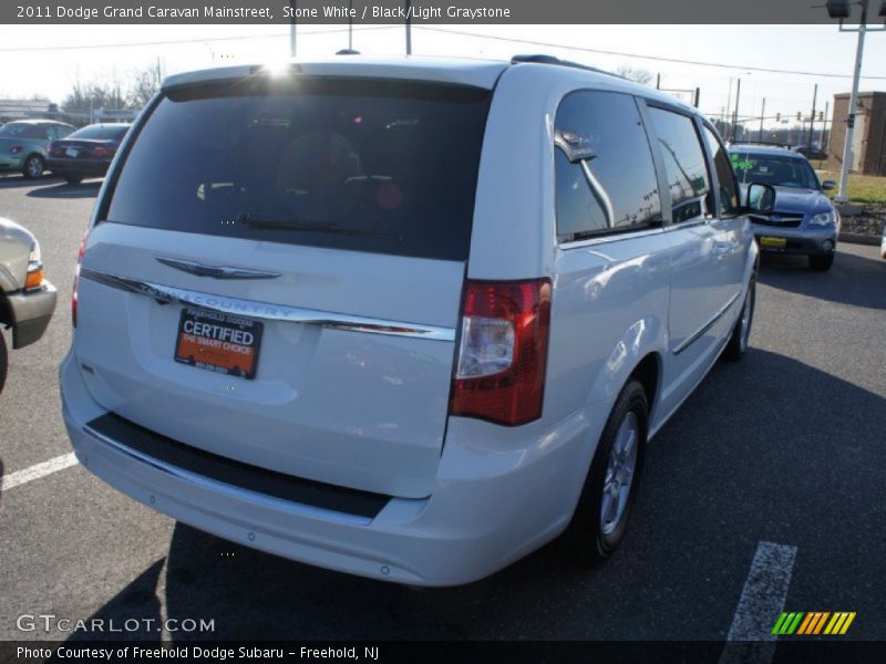 Stone White / Black/Light Graystone 2011 Dodge Grand Caravan Mainstreet