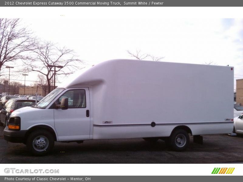 2012 Express Cutaway 3500 Commercial Moving Truck Summit White