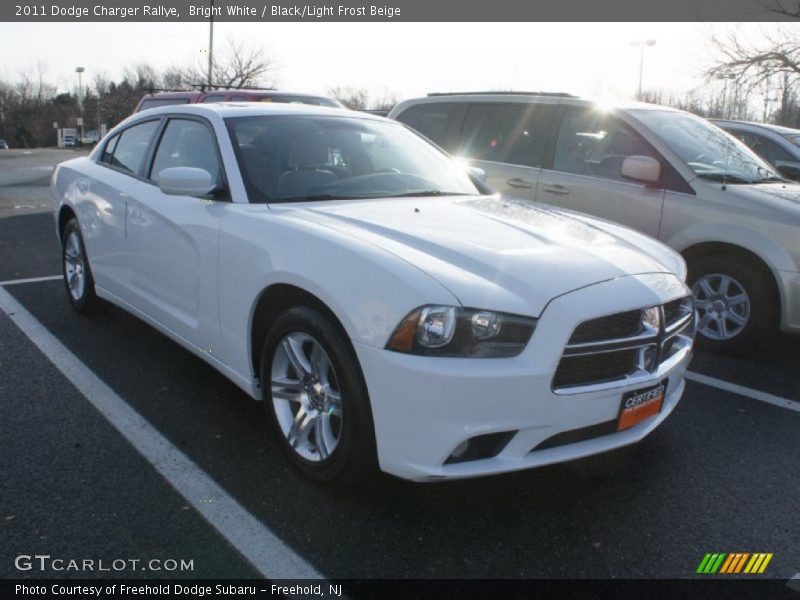 Bright White / Black/Light Frost Beige 2011 Dodge Charger Rallye
