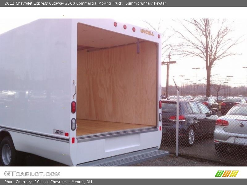 Summit White / Pewter 2012 Chevrolet Express Cutaway 3500 Commercial Moving Truck