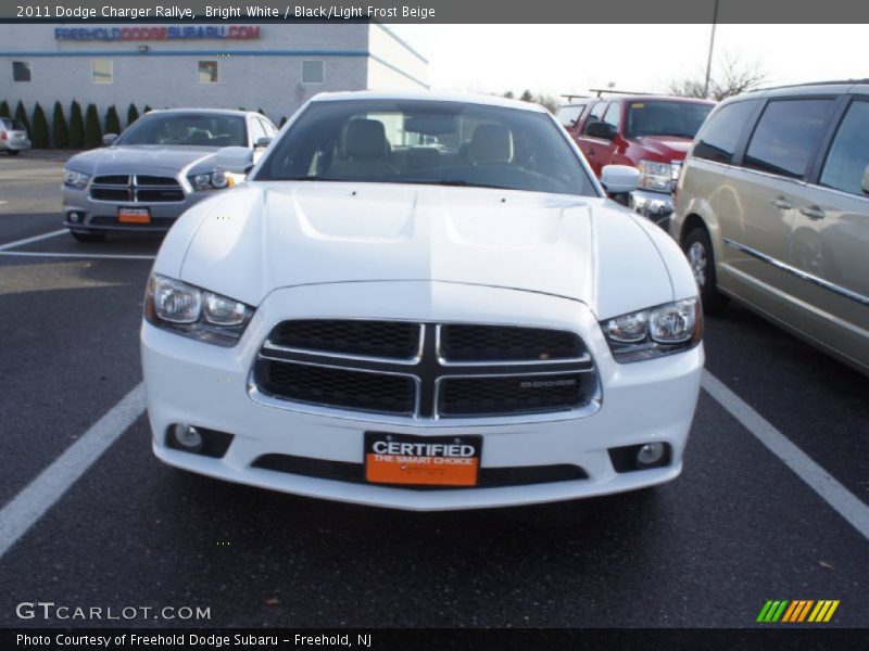 Bright White / Black/Light Frost Beige 2011 Dodge Charger Rallye