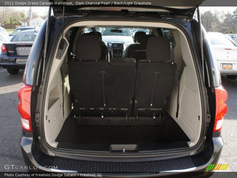 Dark Charcoal Pearl / Black/Light Graystone 2011 Dodge Grand Caravan Mainstreet