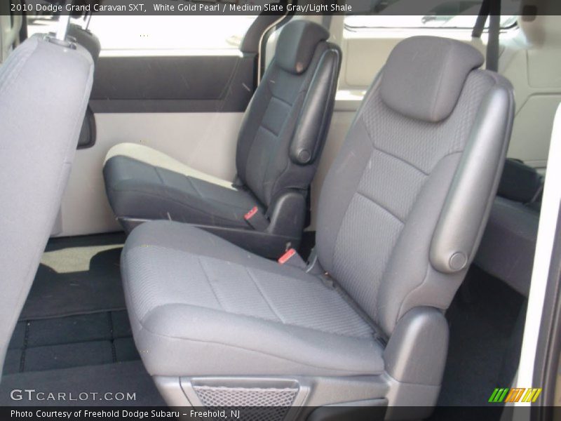 White Gold Pearl / Medium Slate Gray/Light Shale 2010 Dodge Grand Caravan SXT