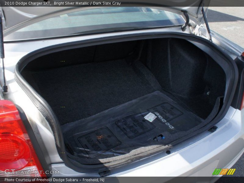 Bright Silver Metallic / Dark Slate Gray 2010 Dodge Charger SXT