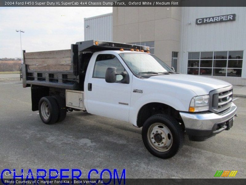 Oxford White / Medium Flint 2004 Ford F450 Super Duty XL SuperCab 4x4 Chassis Dump Truck