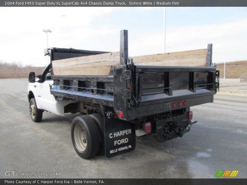 Oxford White / Medium Flint 2004 Ford F450 Super Duty XL SuperCab 4x4 Chassis Dump Truck