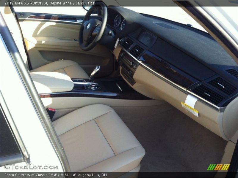 Alpine White / Sand Beige 2012 BMW X5 xDrive35i