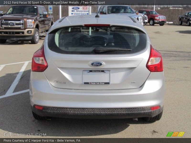 Ingot Silver Metallic / Two-Tone Sport 2012 Ford Focus SE Sport 5-Door