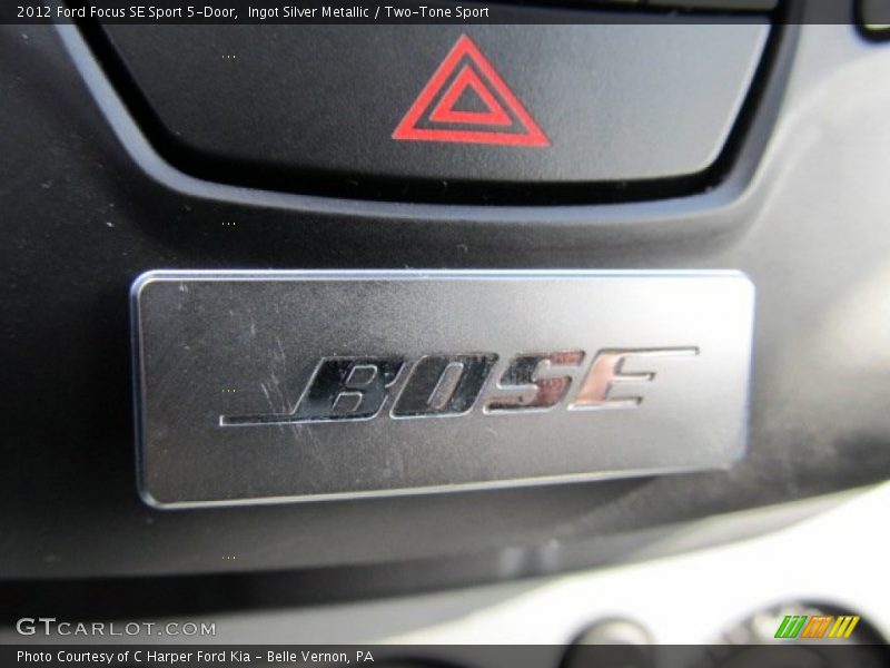 Ingot Silver Metallic / Two-Tone Sport 2012 Ford Focus SE Sport 5-Door