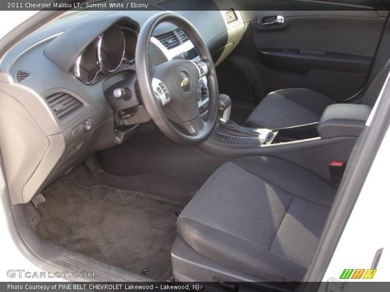 Summit White / Ebony 2011 Chevrolet Malibu LT