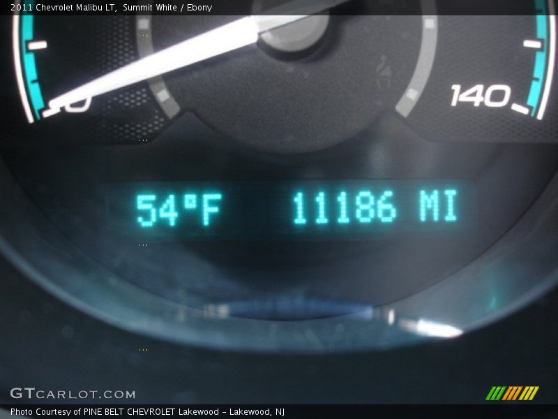 Summit White / Ebony 2011 Chevrolet Malibu LT