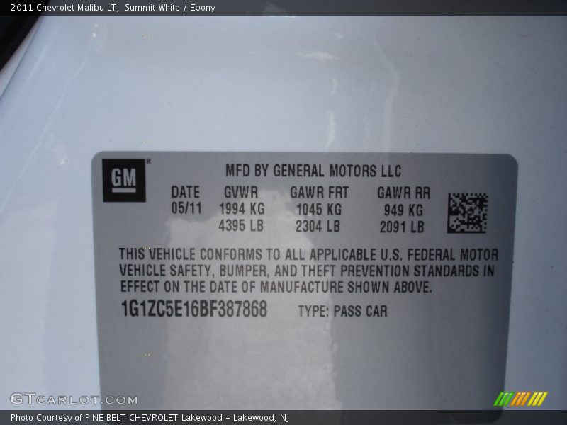Summit White / Ebony 2011 Chevrolet Malibu LT