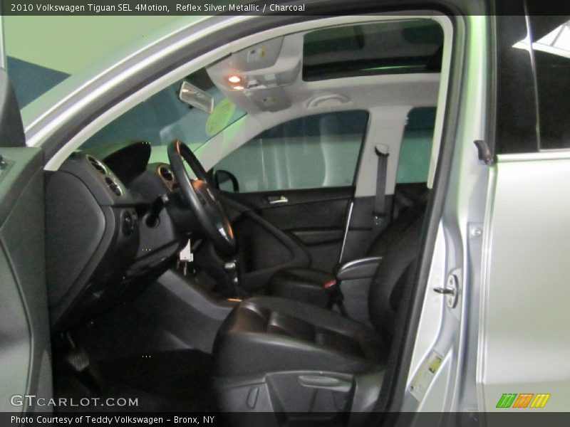 Reflex Silver Metallic / Charcoal 2010 Volkswagen Tiguan SEL 4Motion