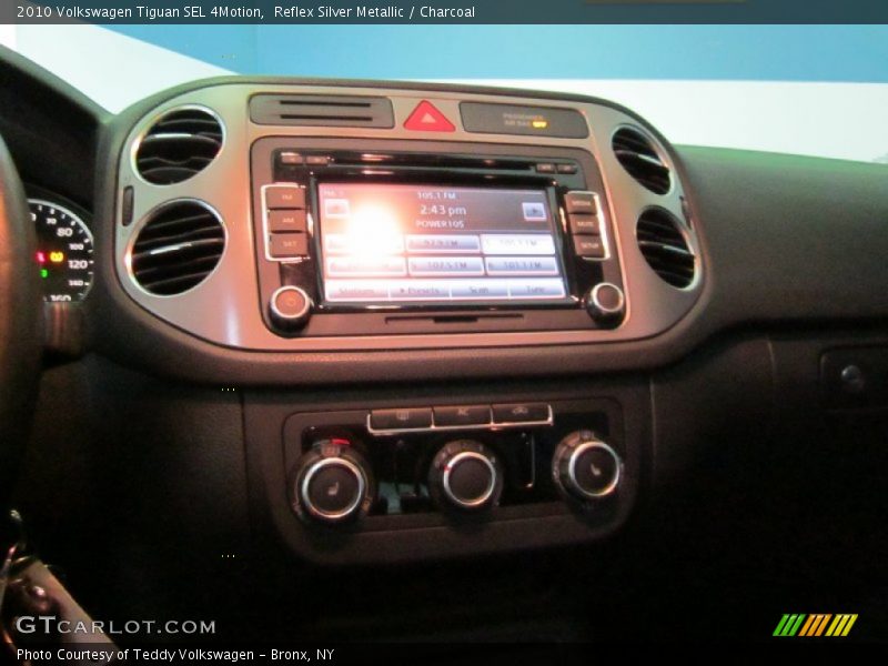 Reflex Silver Metallic / Charcoal 2010 Volkswagen Tiguan SEL 4Motion