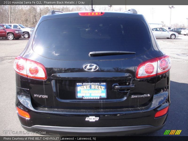 Phantom Black Metallic / Gray 2010 Hyundai Santa Fe GLS