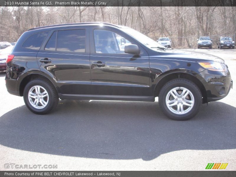 Phantom Black Metallic / Gray 2010 Hyundai Santa Fe GLS