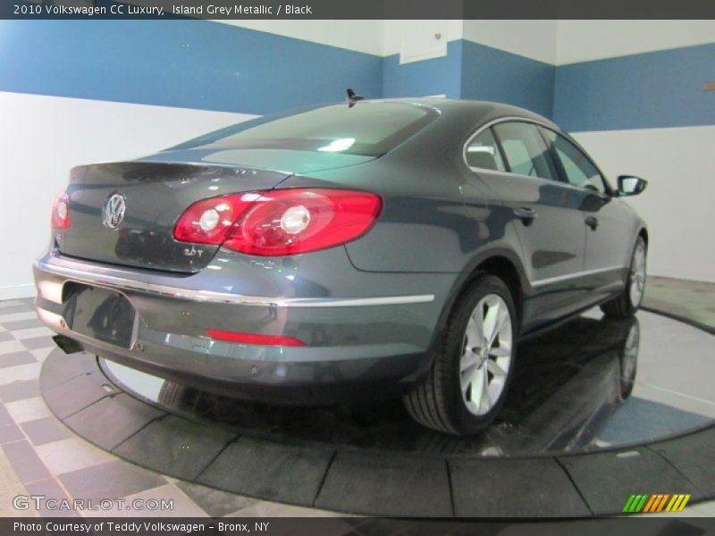 Island Grey Metallic / Black 2010 Volkswagen CC Luxury