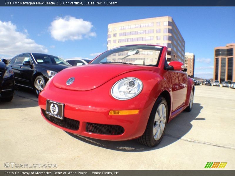 Salsa Red / Cream 2010 Volkswagen New Beetle 2.5 Convertible