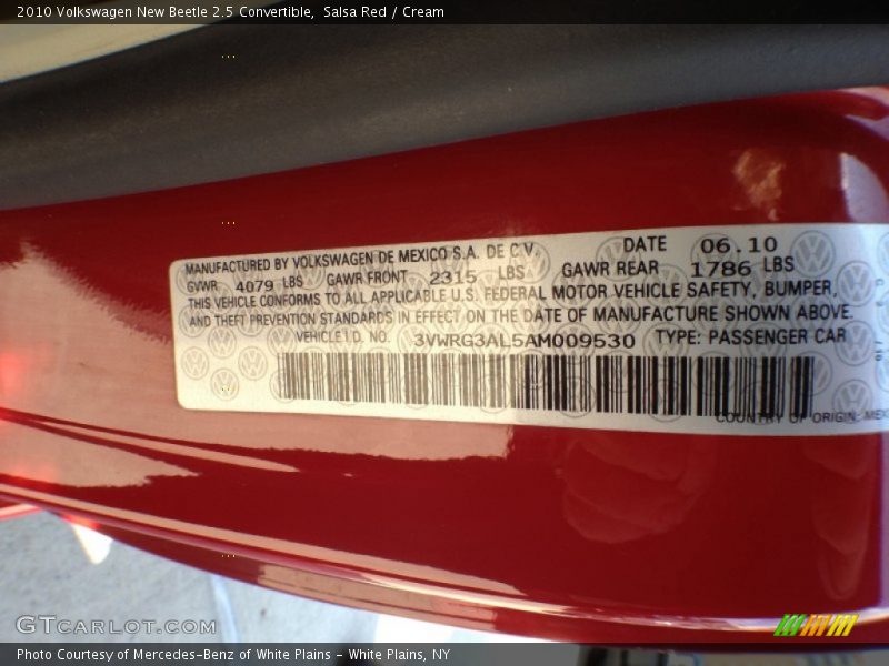 Salsa Red / Cream 2010 Volkswagen New Beetle 2.5 Convertible