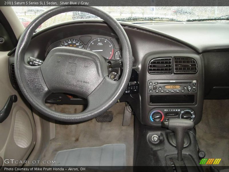 Dashboard of 2001 S Series SL1 Sedan