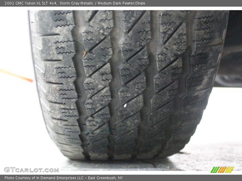 Storm Gray Metallic / Medium Dark Pewter/Shale 2001 GMC Yukon XL SLT 4x4