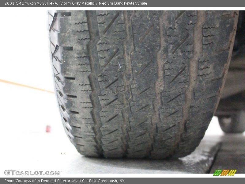 Storm Gray Metallic / Medium Dark Pewter/Shale 2001 GMC Yukon XL SLT 4x4