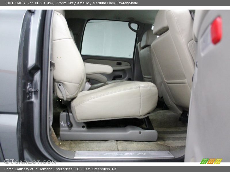 Storm Gray Metallic / Medium Dark Pewter/Shale 2001 GMC Yukon XL SLT 4x4