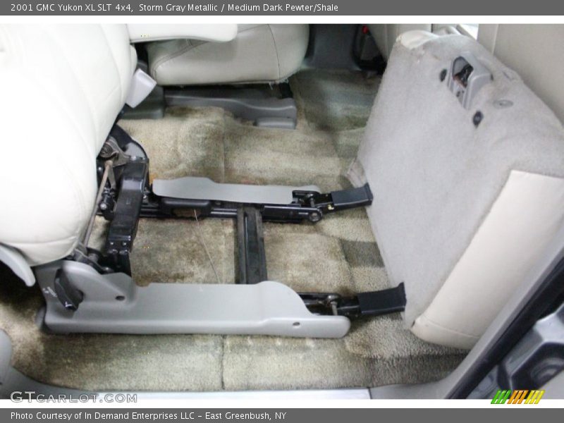 Storm Gray Metallic / Medium Dark Pewter/Shale 2001 GMC Yukon XL SLT 4x4