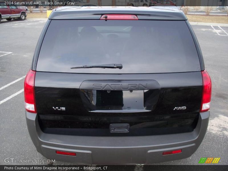 Black Onyx / Gray 2004 Saturn VUE AWD