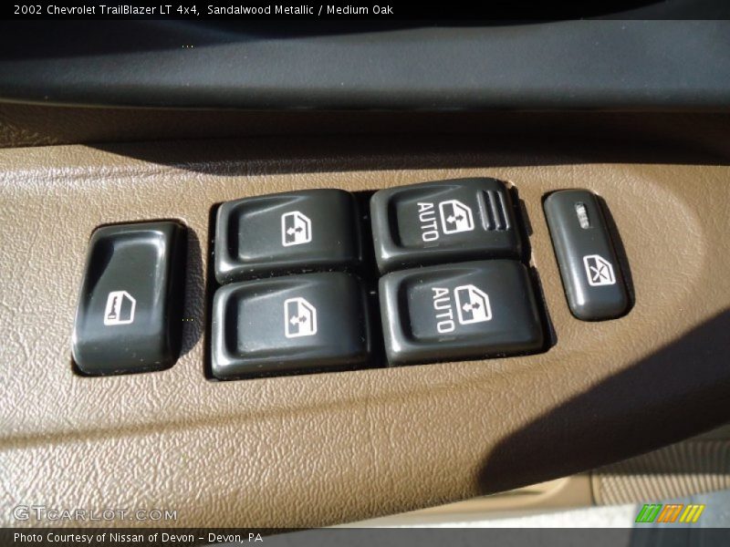 Sandalwood Metallic / Medium Oak 2002 Chevrolet TrailBlazer LT 4x4