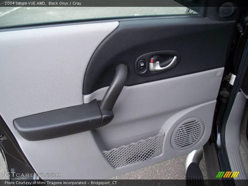 Black Onyx / Gray 2004 Saturn VUE AWD