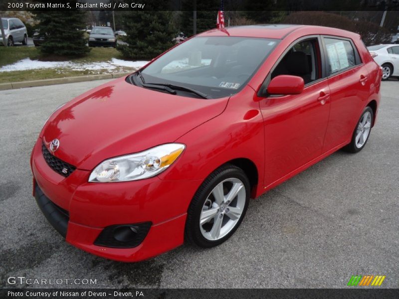 Radiant Red / Ash Gray 2009 Toyota Matrix S